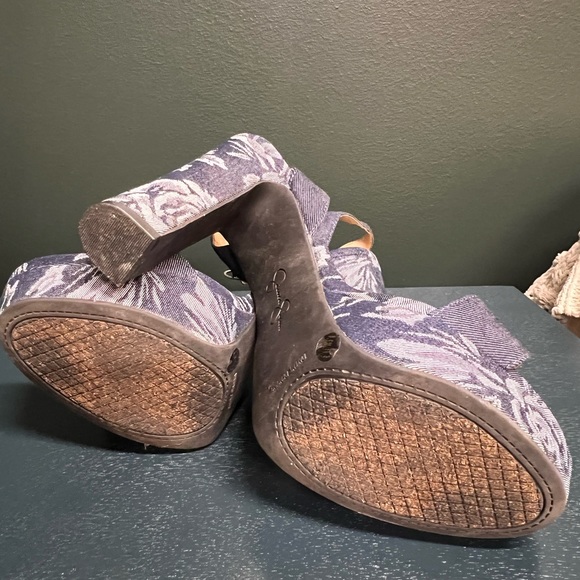 Jessica Simpson floral Heels - Picture 5 of 7